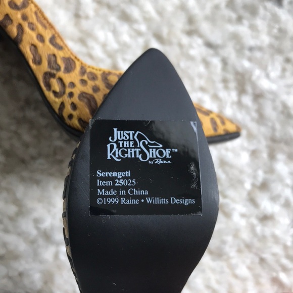 Raine Just the Right Shoe - Picture 5 of 7